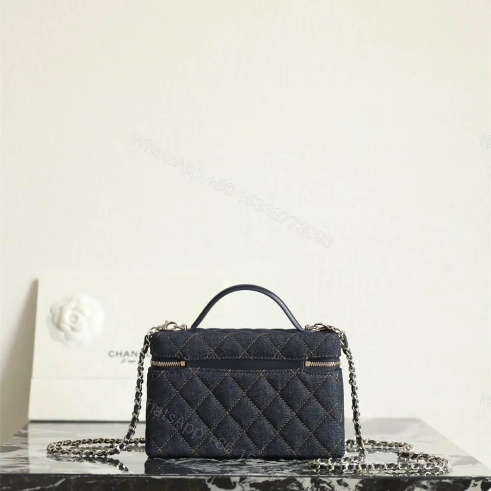 View 2 of 高仿Chanel*26P系列AP4385丹寧牛仔盒子包深藍色免檢版