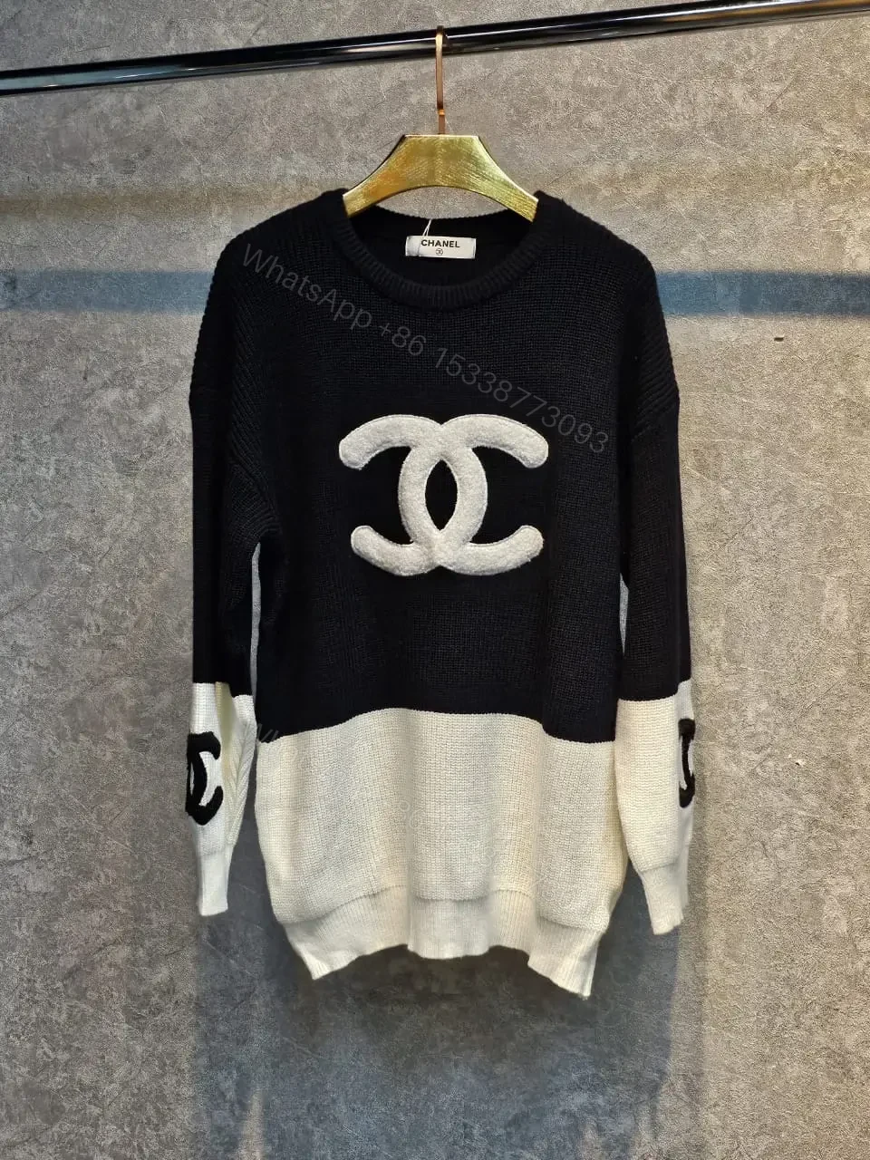 CHANEL — view 1