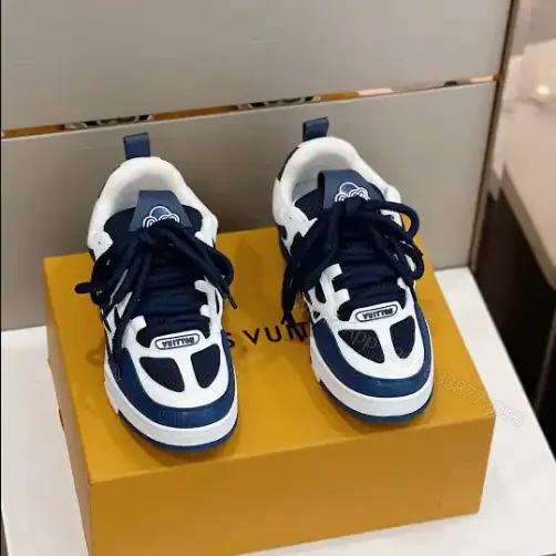 View 5 of LOUIS VUITTON SKATE SNEAKERS IN NAVY BLUE – LSVT391