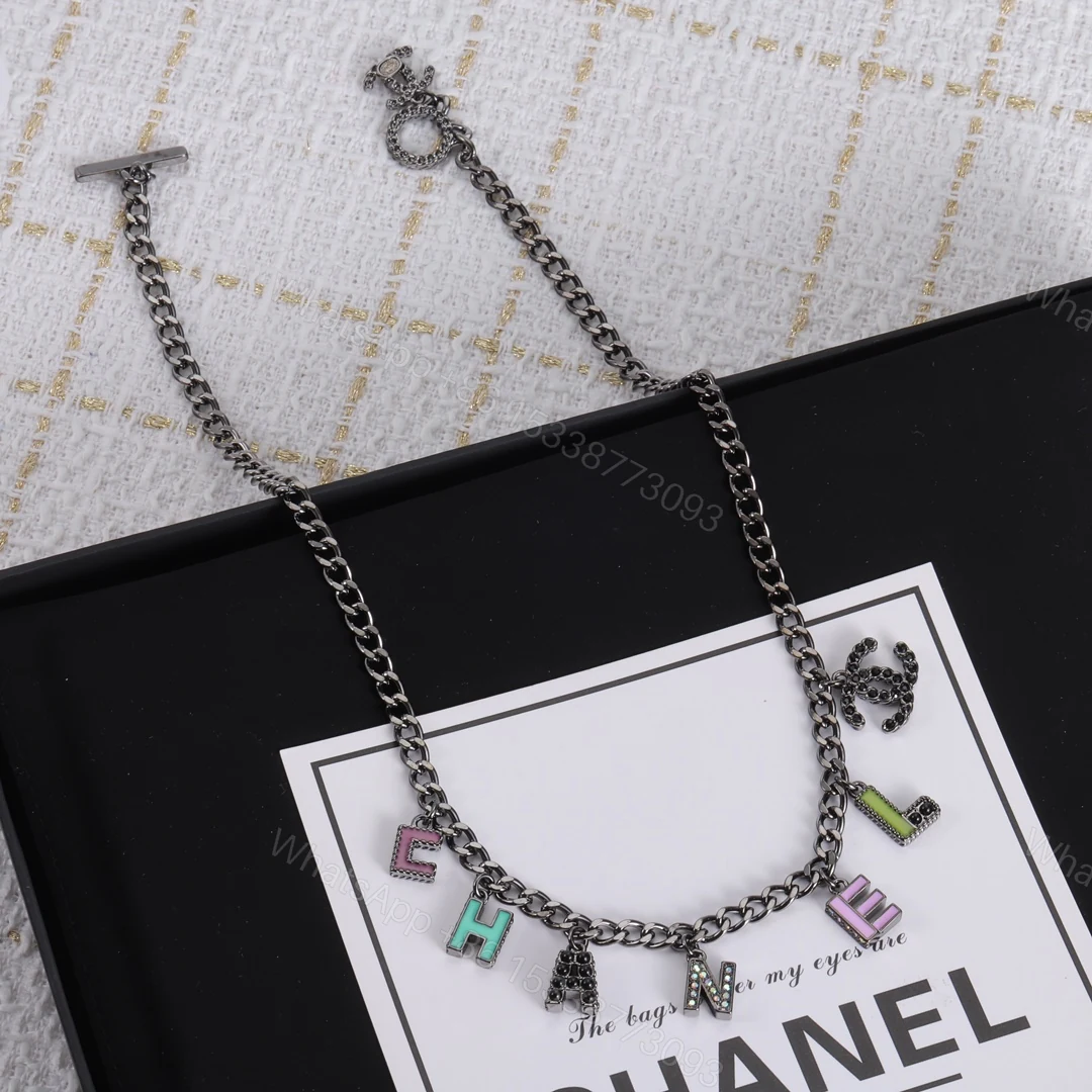View 3 of EN – Lux Chanel Necklaces 011