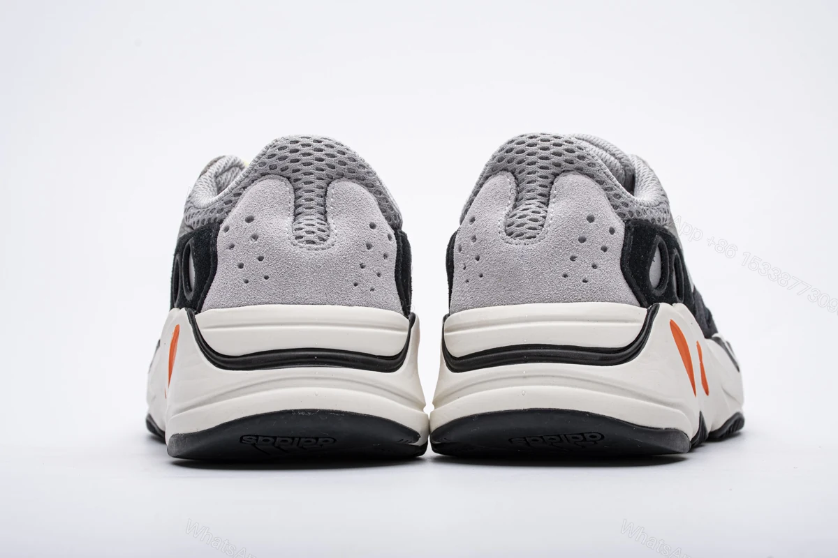 Yeezy Boost 700 OG“Wave Runner” B75571 — view 2