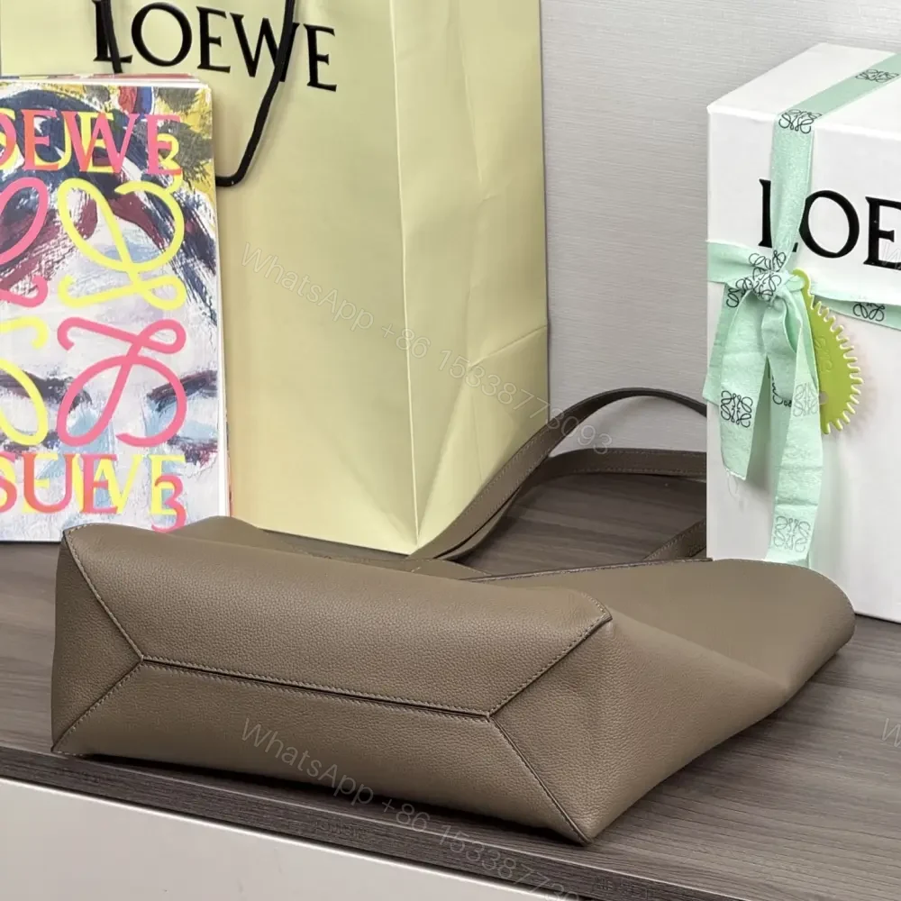 View 6 of 高仿Loewe*Fold系列3170幾何Tote包灰褐色中號免檢版