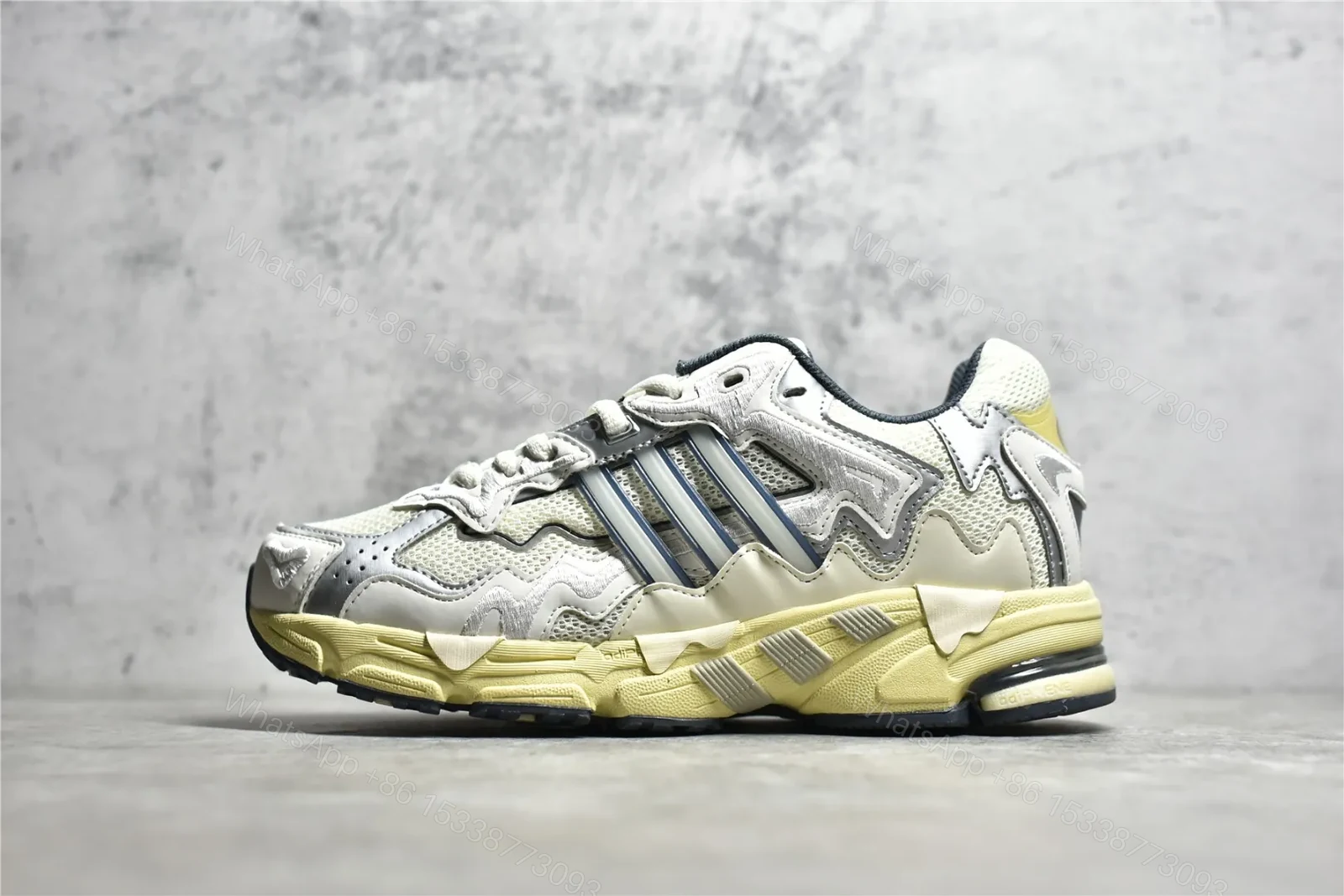 Bad Bunny × Adidas originals Response cream reps — view 1