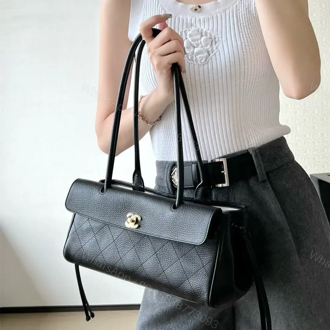 View 22 of 高仿Chanel*26S系列AS6288粒面小牛皮單肩包黑色免檢版