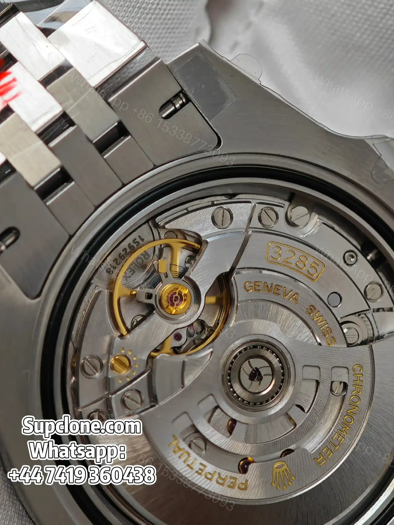 View 14 of Rolex Super Clone Watches 1:1 Batgirl GMT-Master II 126710BLNR DD3285 Movement