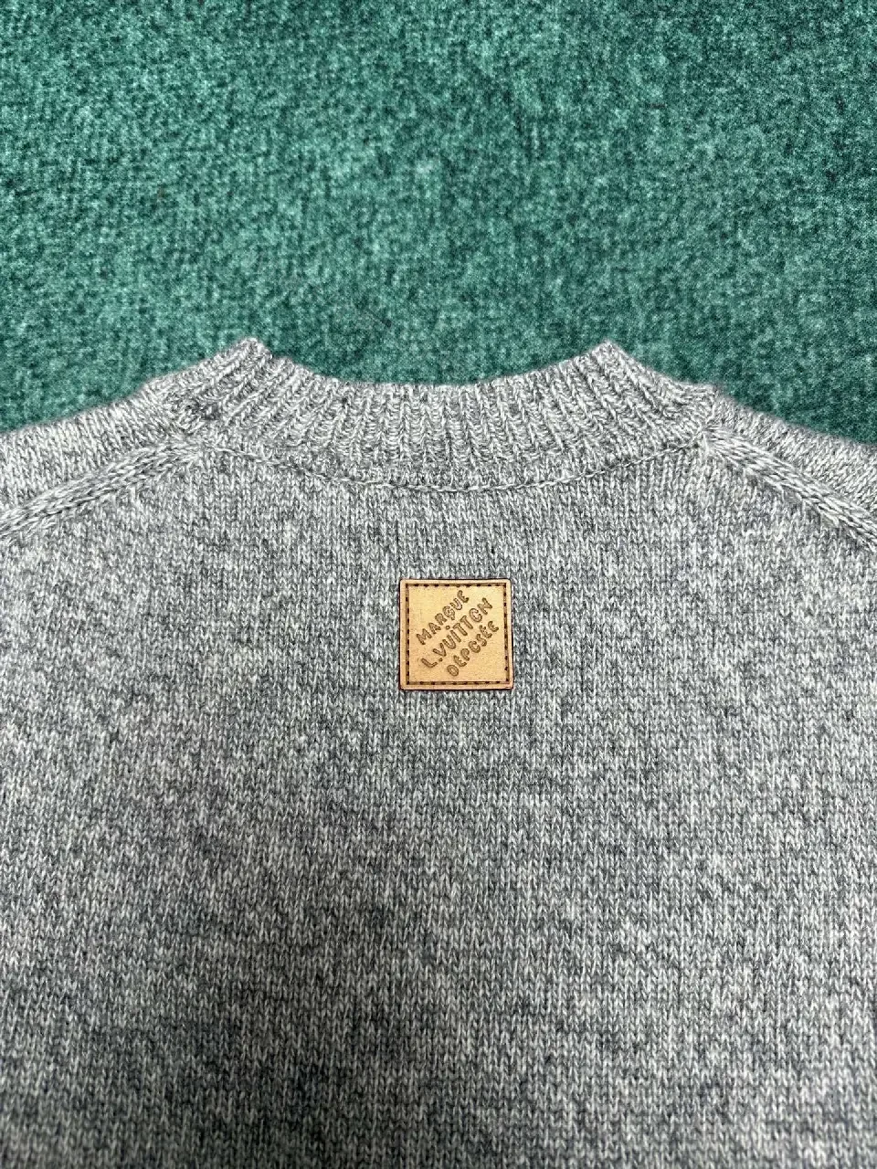 View 10 of Cozy Graphic Knit with Fox Motif — Premium Warmth Knitwear