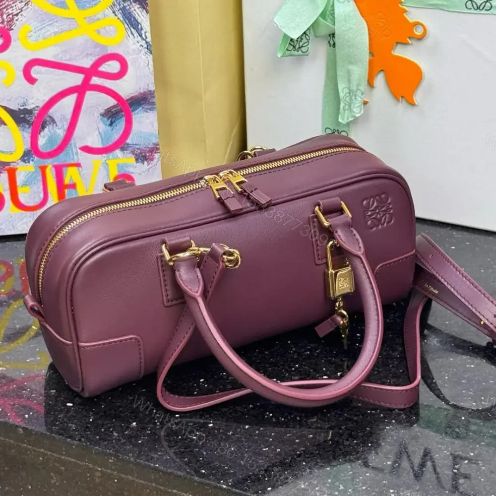 View 7 of 高仿Loewe*Amazona系列7240橫版手提包酒紅色免檢版
