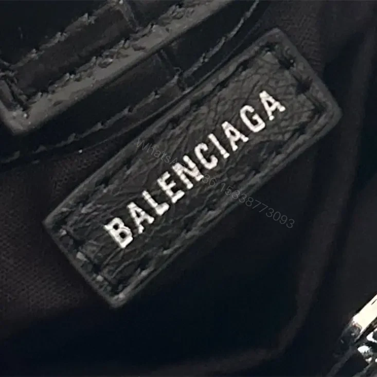View 14 of 高仿Balenciaga迷你Tote包系列壓印皮黑色