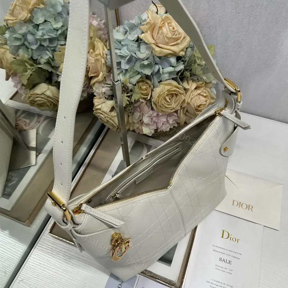 View 6 of 高仿Dior*Voyage系列M284M031小牛皮單肩包中號白色免檢版