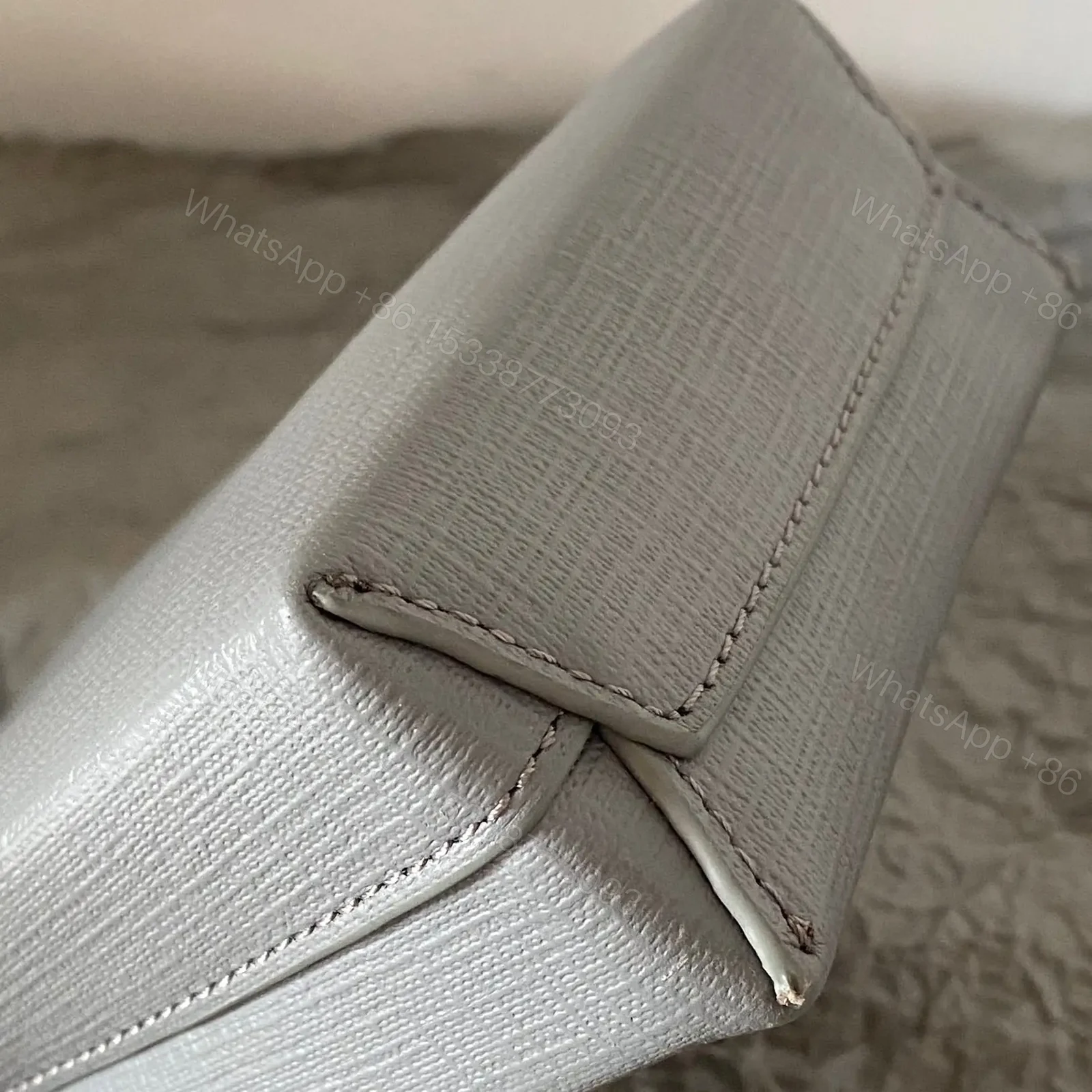 View 13 of 高仿Balenciaga迷你Tote包系列小牛皮灰色