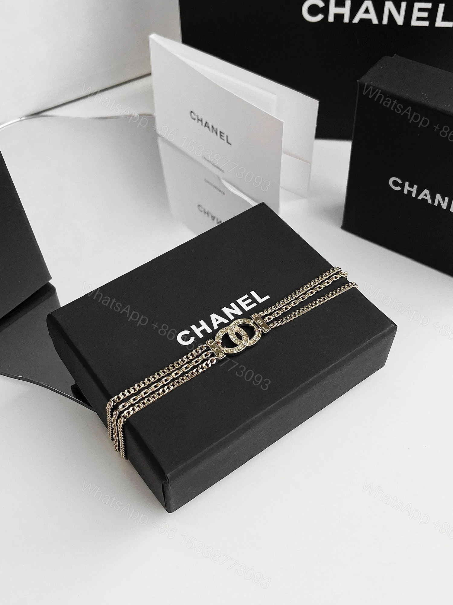 EN – Lux Necklace CHL010 — view 1