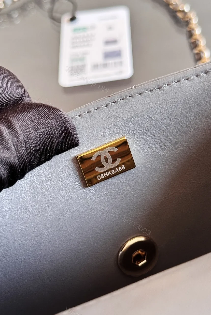 View 11 of Soft-Gray Quilted Leather Bag: Timeless Chic, Everyday Luxury