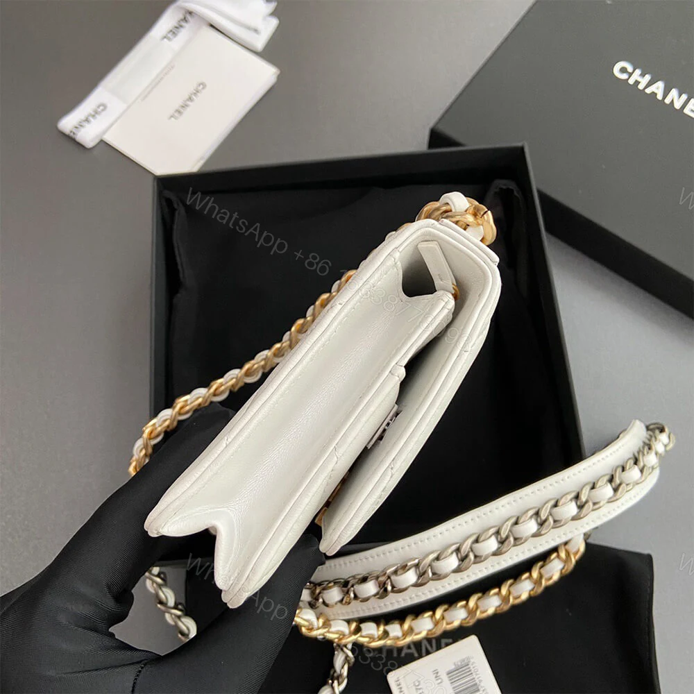 View 3 of CHANEL 19 Wallet on Chain