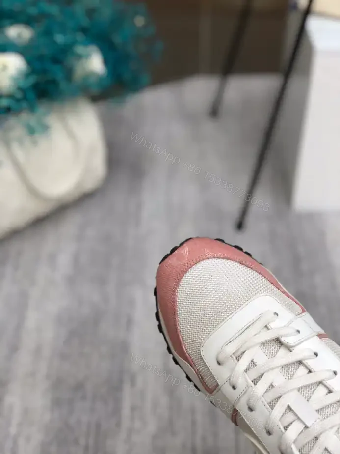 View 7 of LV RUN AWAY SNEAKER – LSVM059
