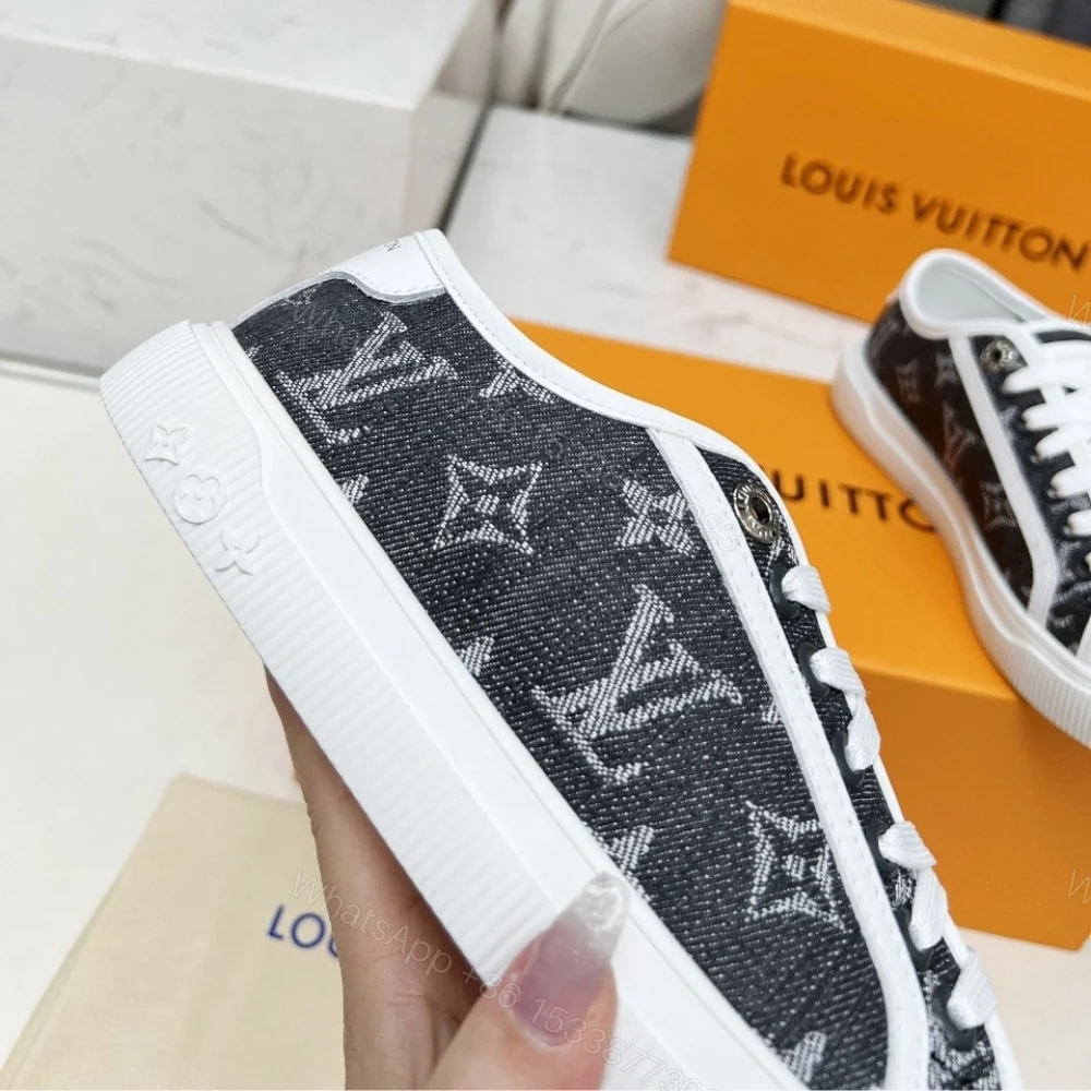 View 6 of LOUIS VUITTON LV LAGOON SNEAKER DENIM GRIS 1AGYGK