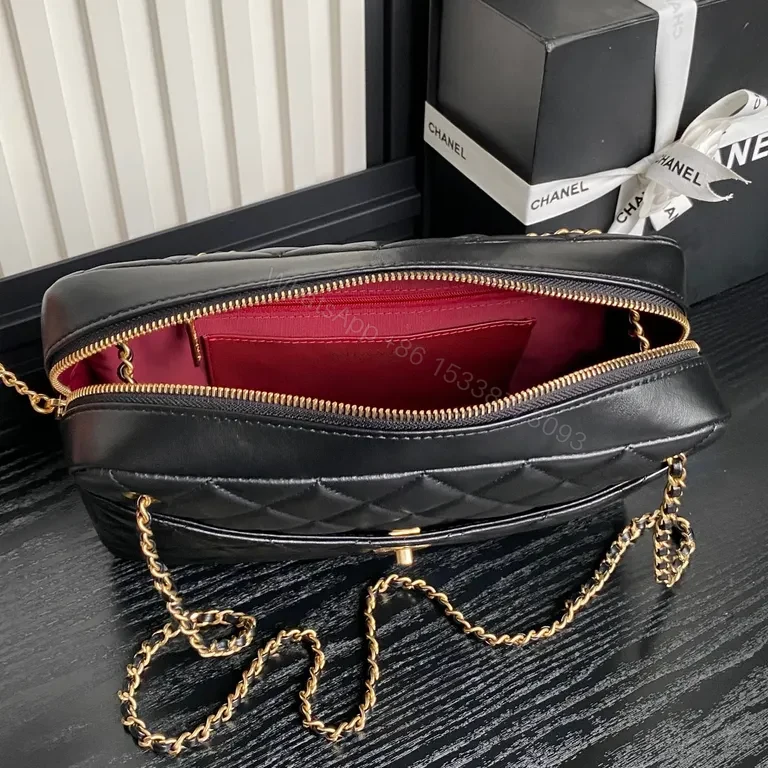 View 4 of Chic Quilted Leather Bag â€” Everyday Luxury, Gold Chain