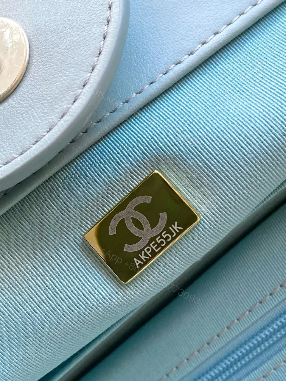 View 8 of Coastal Striped Tote: Premium Everyday Chic Carry-All