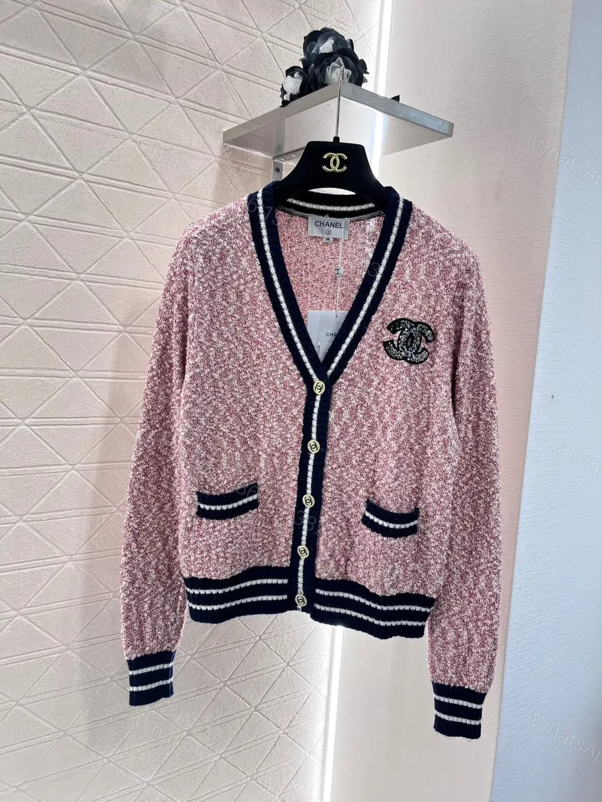 CHANEL — view 1