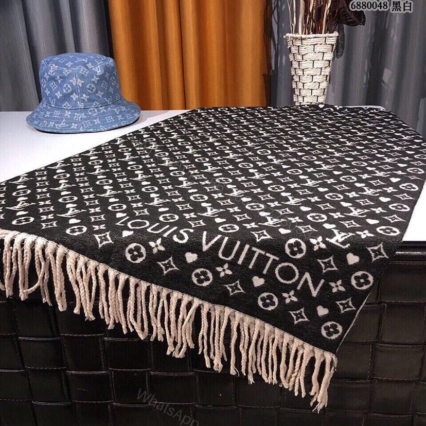 View 6 of EN – Luxury LUV Scarf 031