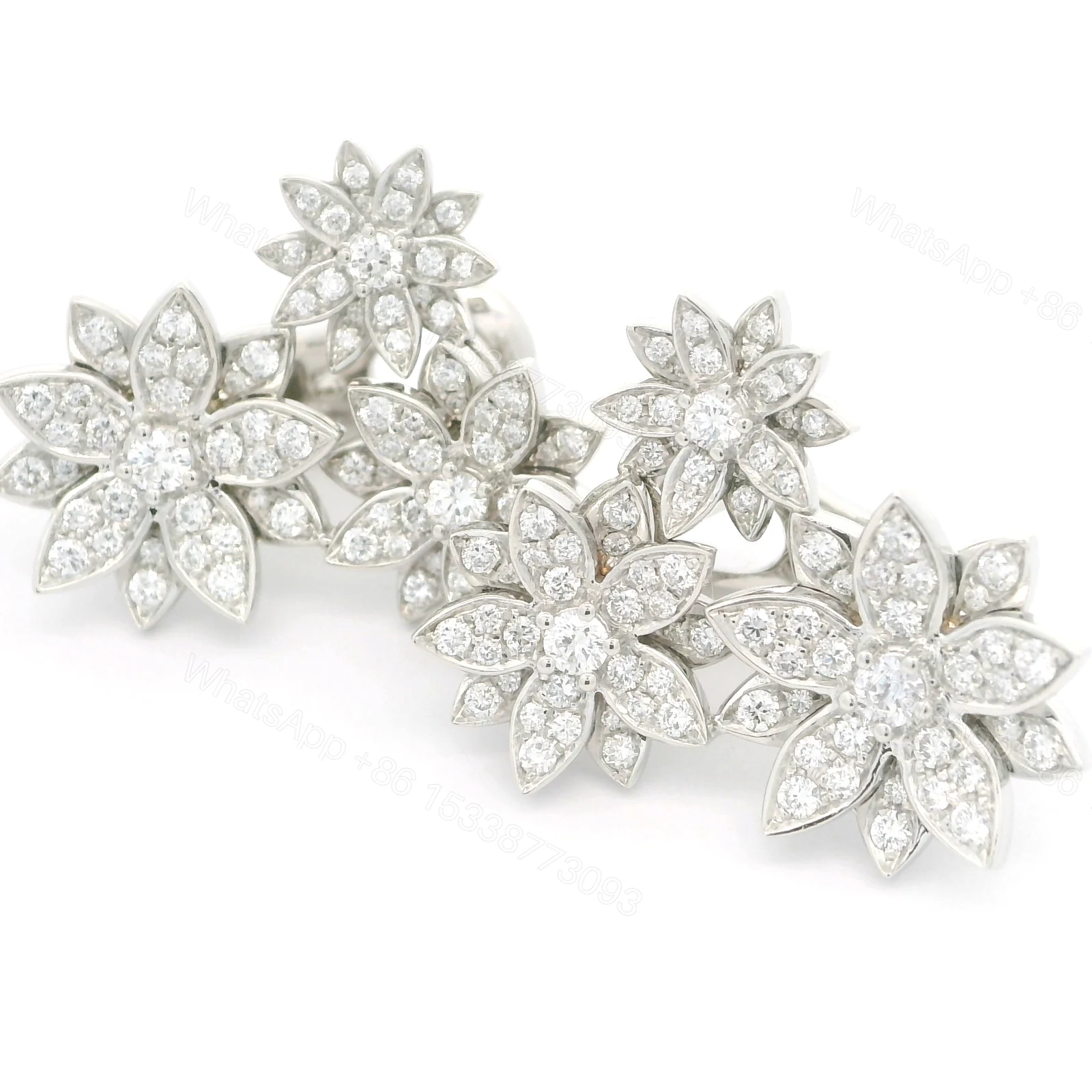 18K Van Cleef & Arpels Lady Lotus 3 Flowers Earrings — view 1