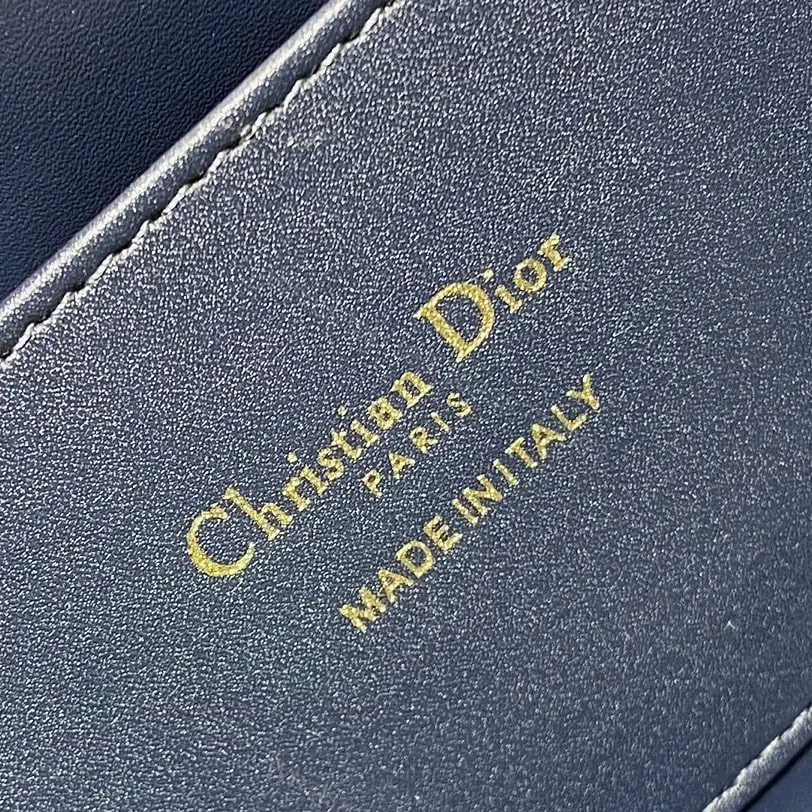 View 9 of 高仿Dior*Walk'n系列M451M928小牛皮手提單肩包印花免檢版