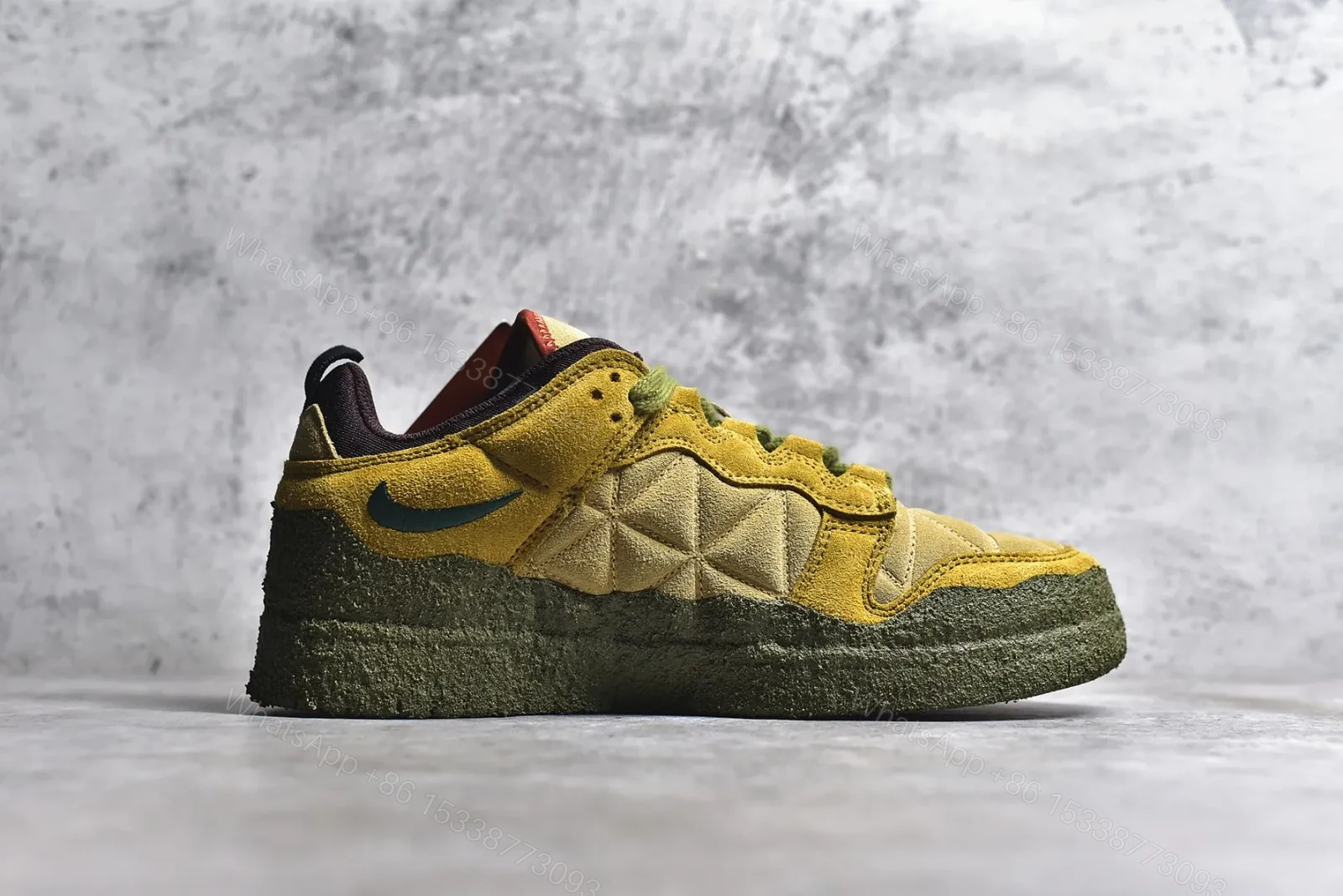 View 3 of Cpfm Grinch Dunks Replicas