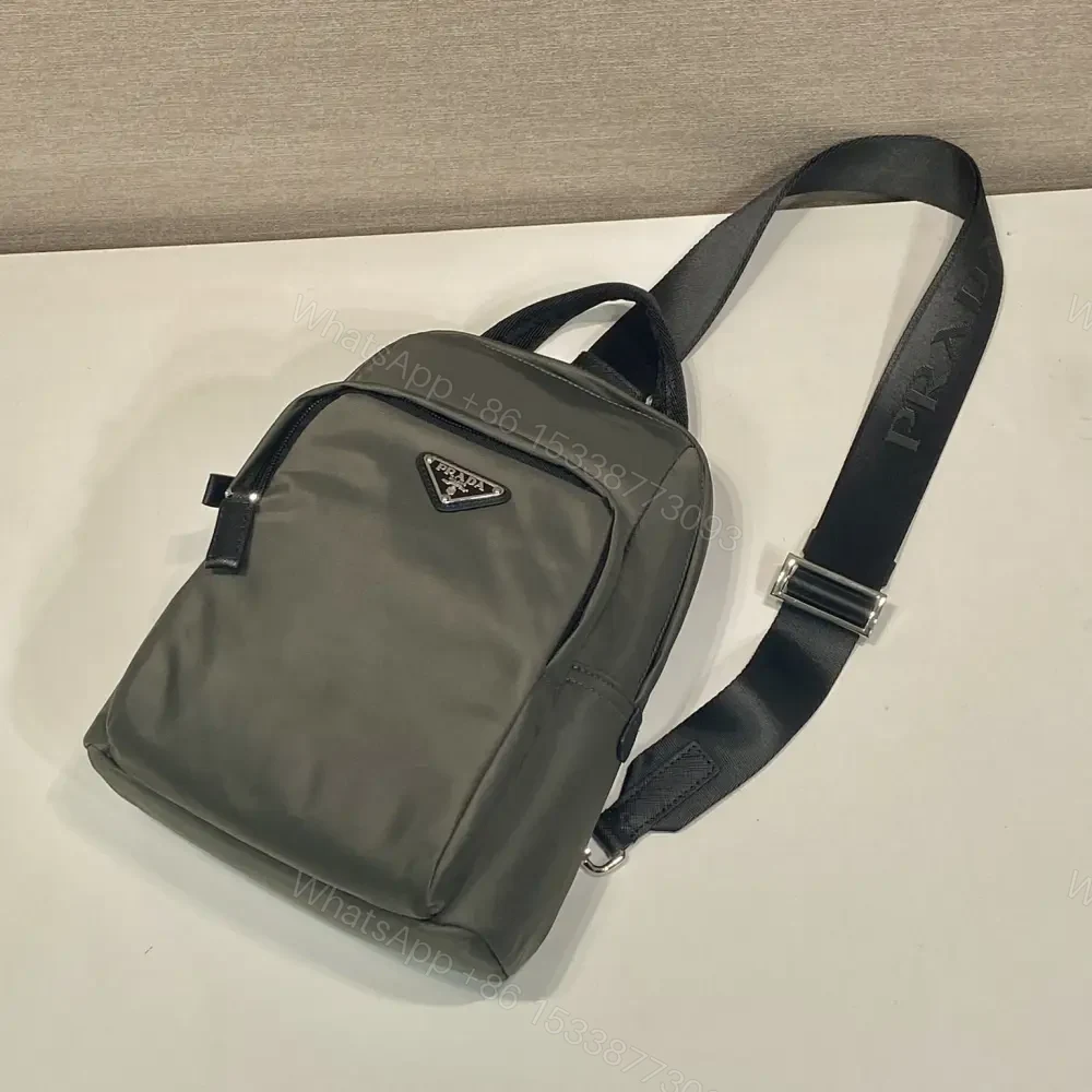 View 4 of 高仿Prada*RE-Nylon系列2VZ116尼龍男士胸包灰色免檢版