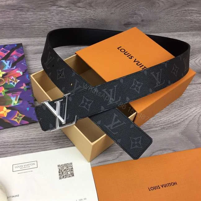 View 2 of LOUIS VUITTON PYRAMIDE 40MM REVERSIBLE BELT – B178