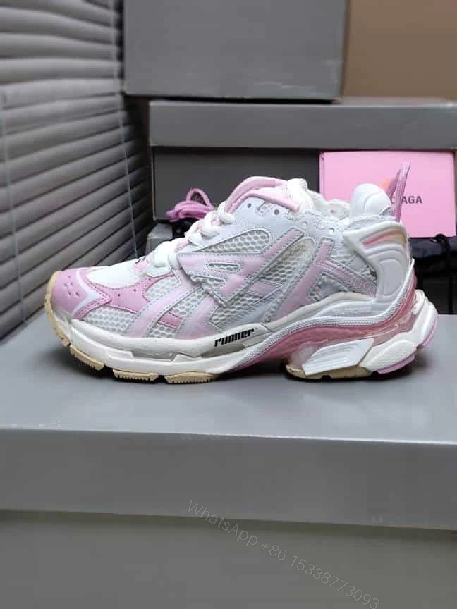 View 8 of BALENCIAGA MEN’S RUNNER SNEAKER – BB177