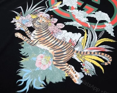 View 6 of GUCCI Tiger T-Shirt – GC0045