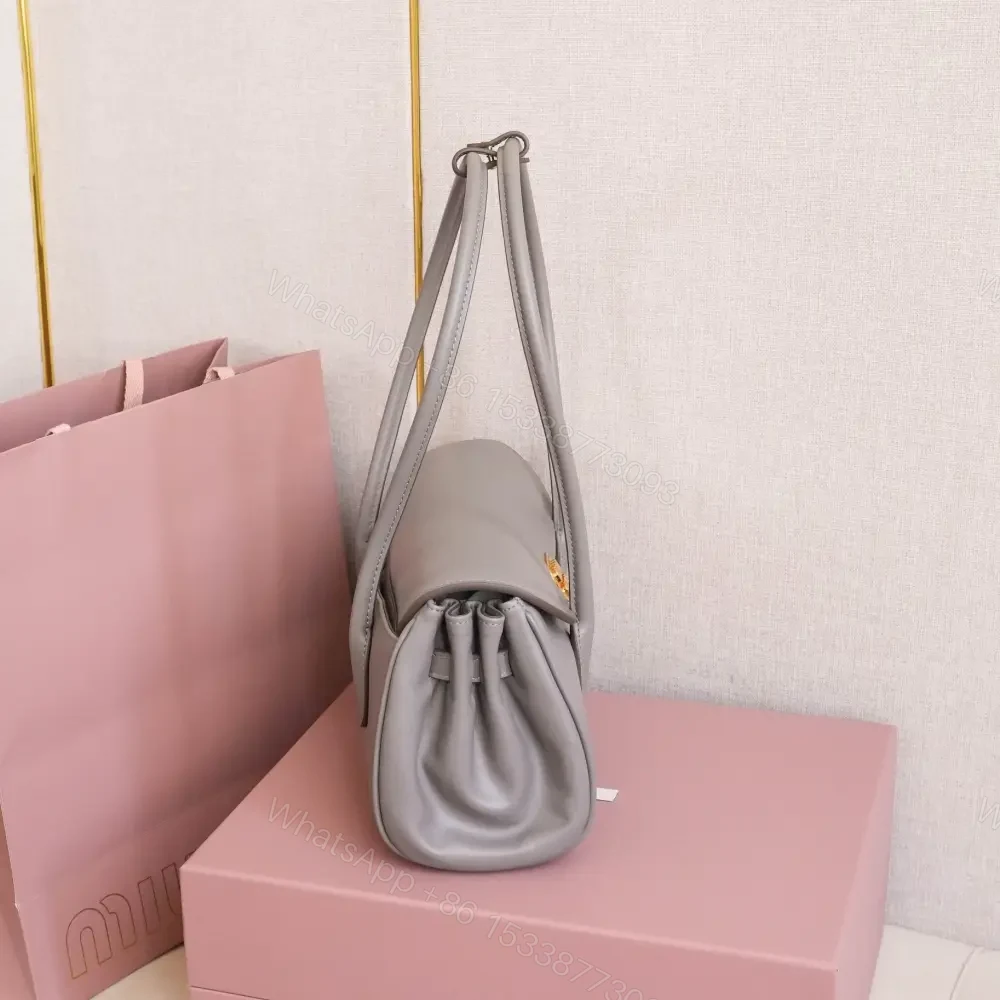 View 7 of 高仿miumiu*5BD265手提單肩包灰色免檢版