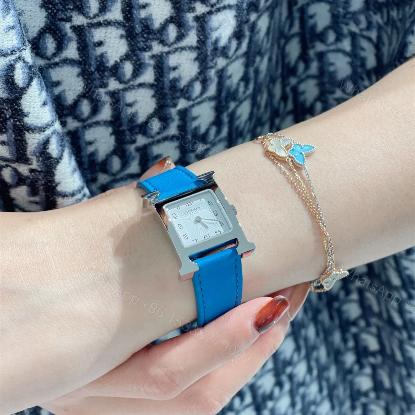 View 18 of 高仿首飾VanCleef&Arpels*ARF80400蝴蝶綠松石白金手鏈