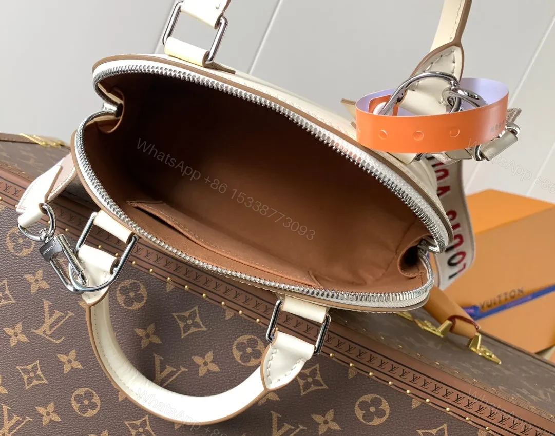 View 4 of ALMA BB BAG 23 IN BEIGE GRAIN COWHIDE
