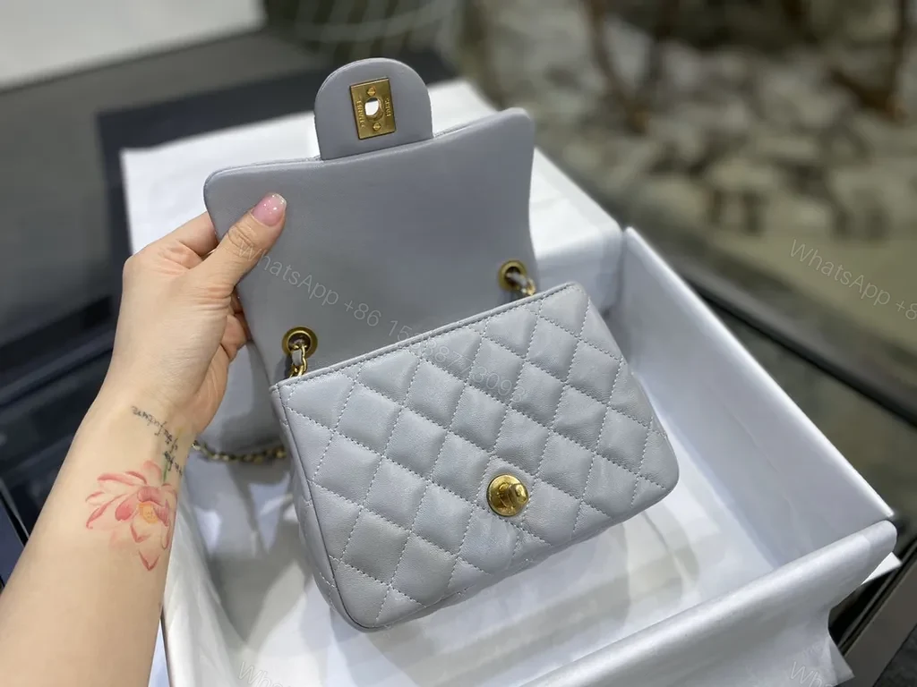 View 4 of Soft Gray Quilted Chain Bag: Luxe Everyday Accessory