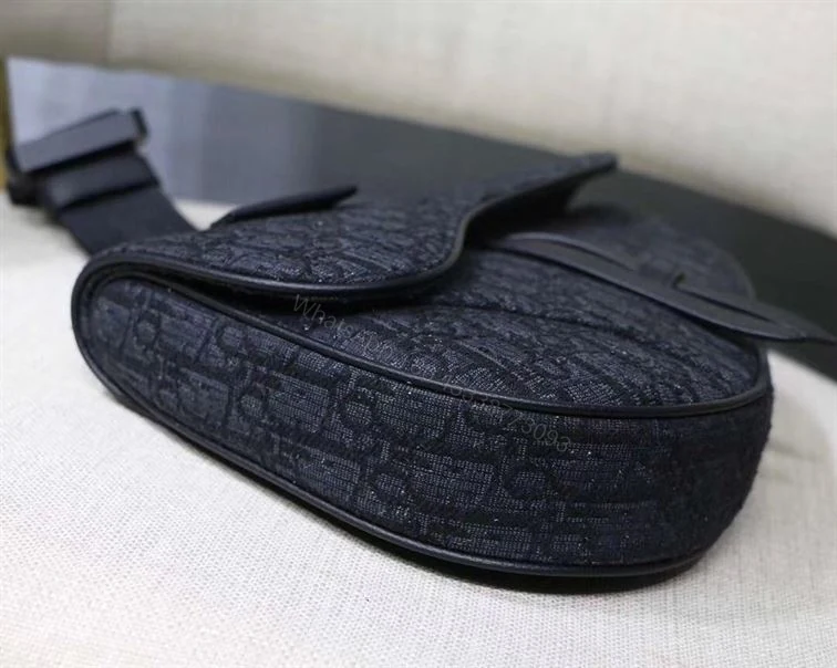 View 4 of SADDLE BAG BLACK DIOR OBLIQUE JACQUARD – DR06