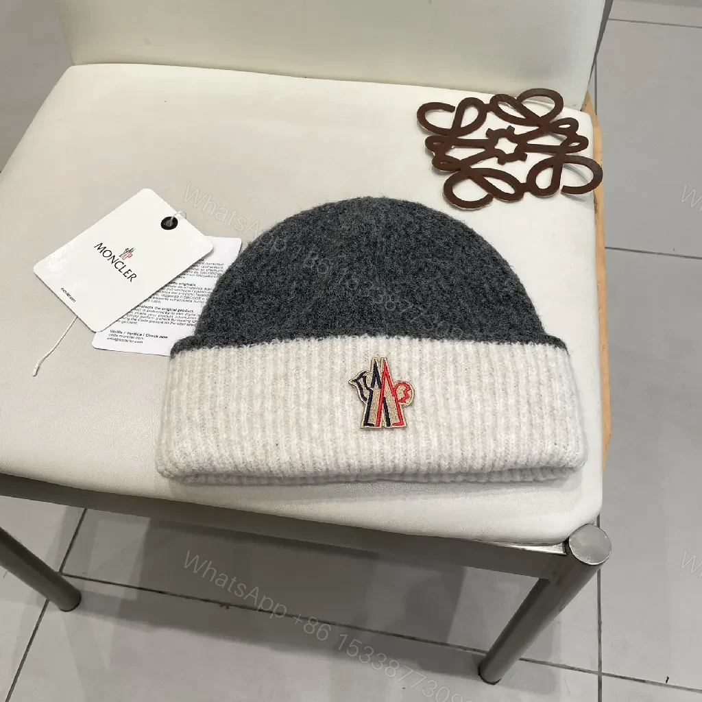 Two-Tone Knit Beanie: Premium Warmth & Subtle Moncler Flagging — view 1