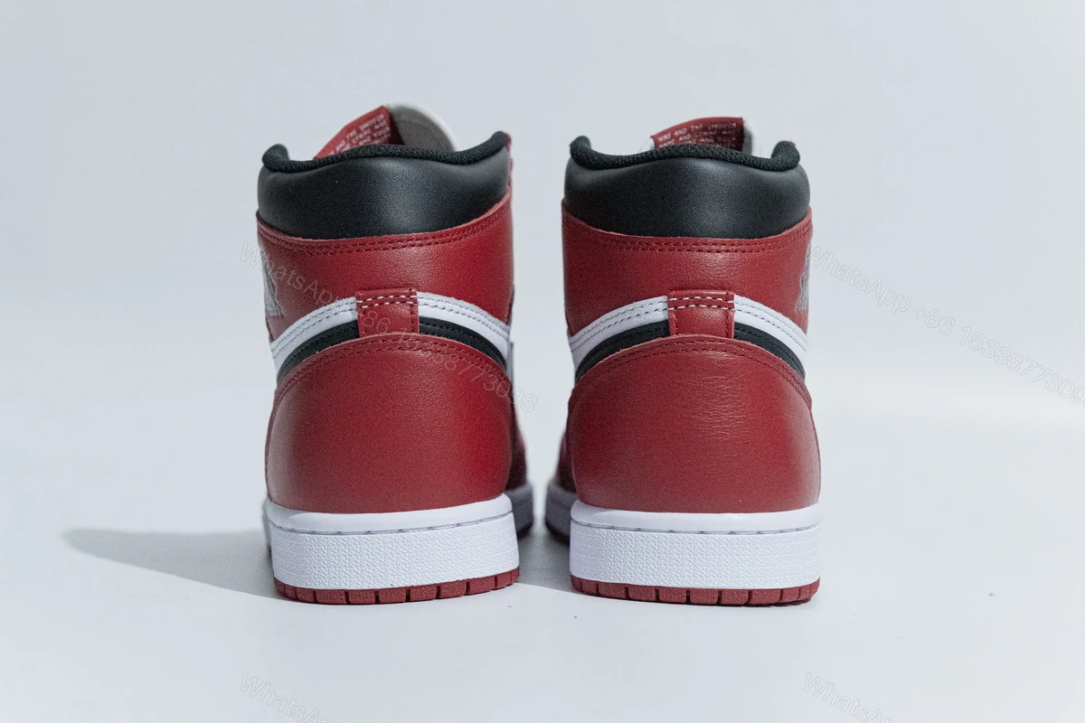 View 4 of Air Jordan 1 Retro High Chicago (2015) 555088-101