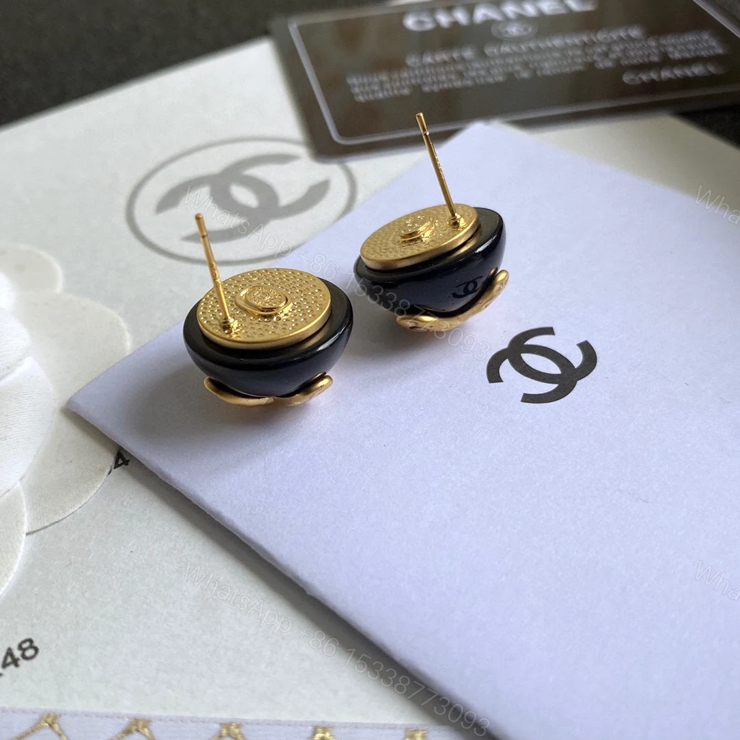 View 7 of EN – Lux Earring Chanel 004