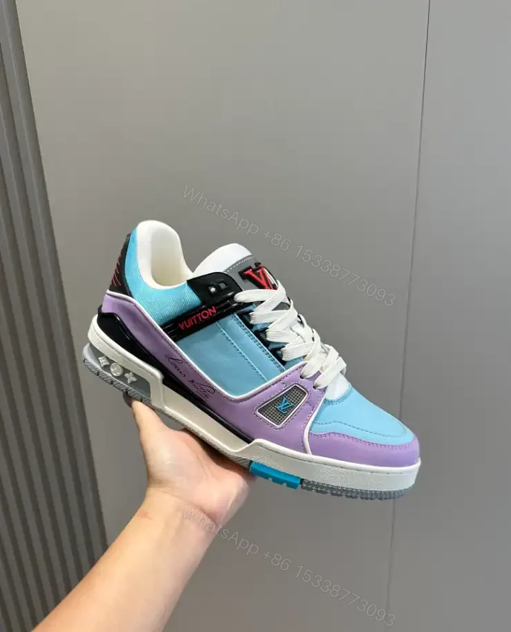 View 2 of LV TRAINER SNEAKER – LSVT401