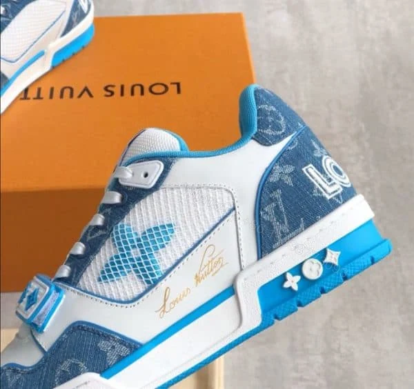 View 4 of LOUIS VUITTON TRAINER SNEAKER – LSVT324