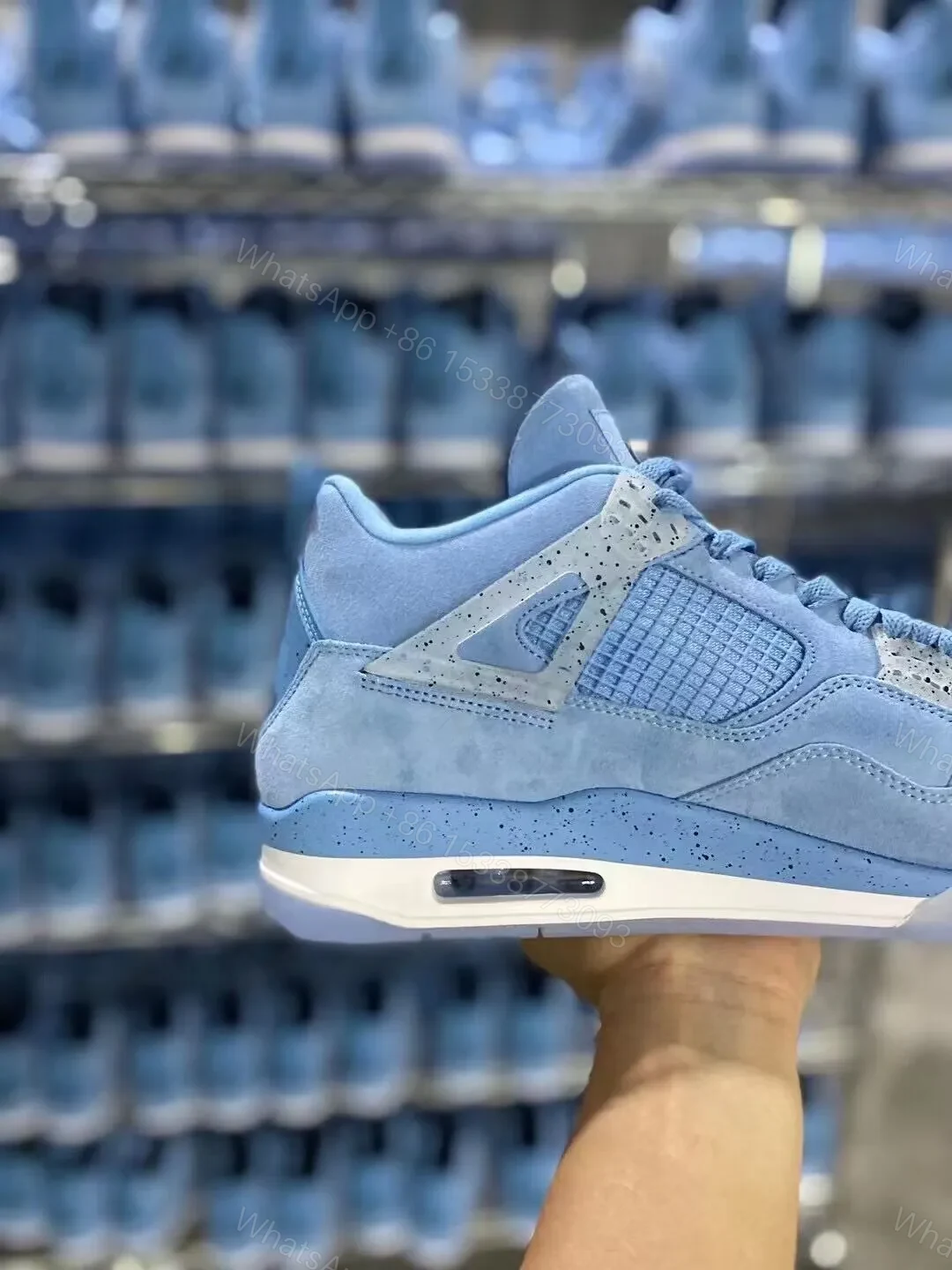 View 5 of AIR JORDAN 4 new “university blue” Reps