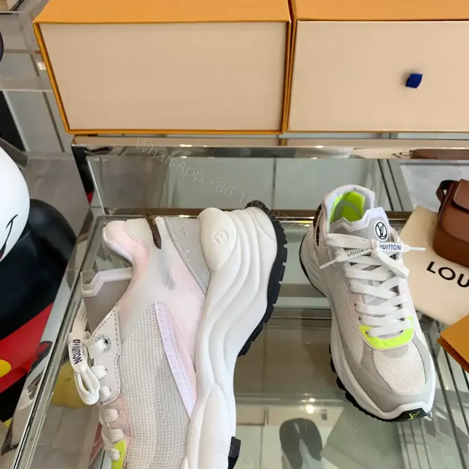 View 3 of LV WOMEN’S RUN 55 SNEAKER – LSVM064