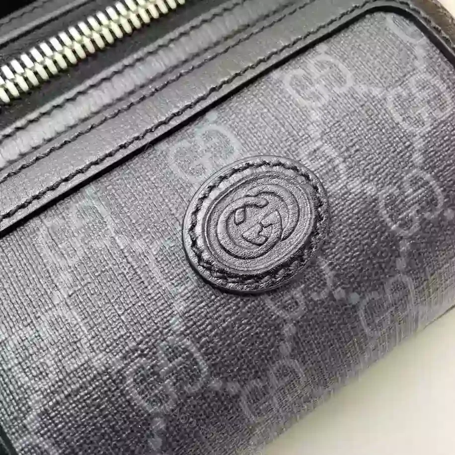 View 4 of BELT BAG WITH INTERLOCKING G – GBC072