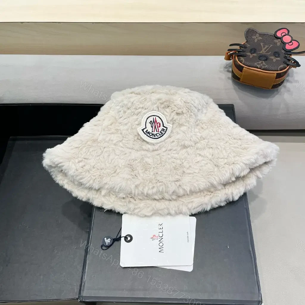 Soft Fleece Hat with Logo Patch - Luxe Winter Accessory — view 1