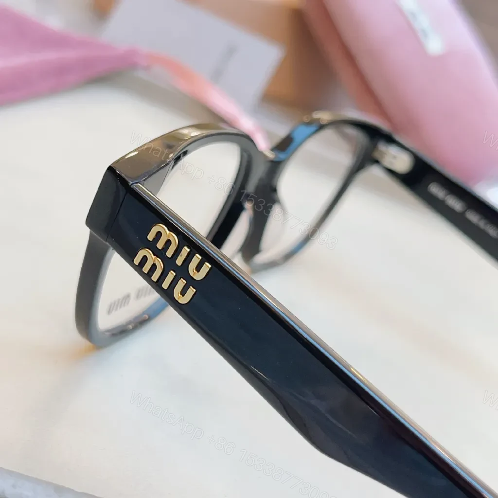 View 9 of Oversized Square Acetate Frames - Black/Brown Gradient, UV Protection