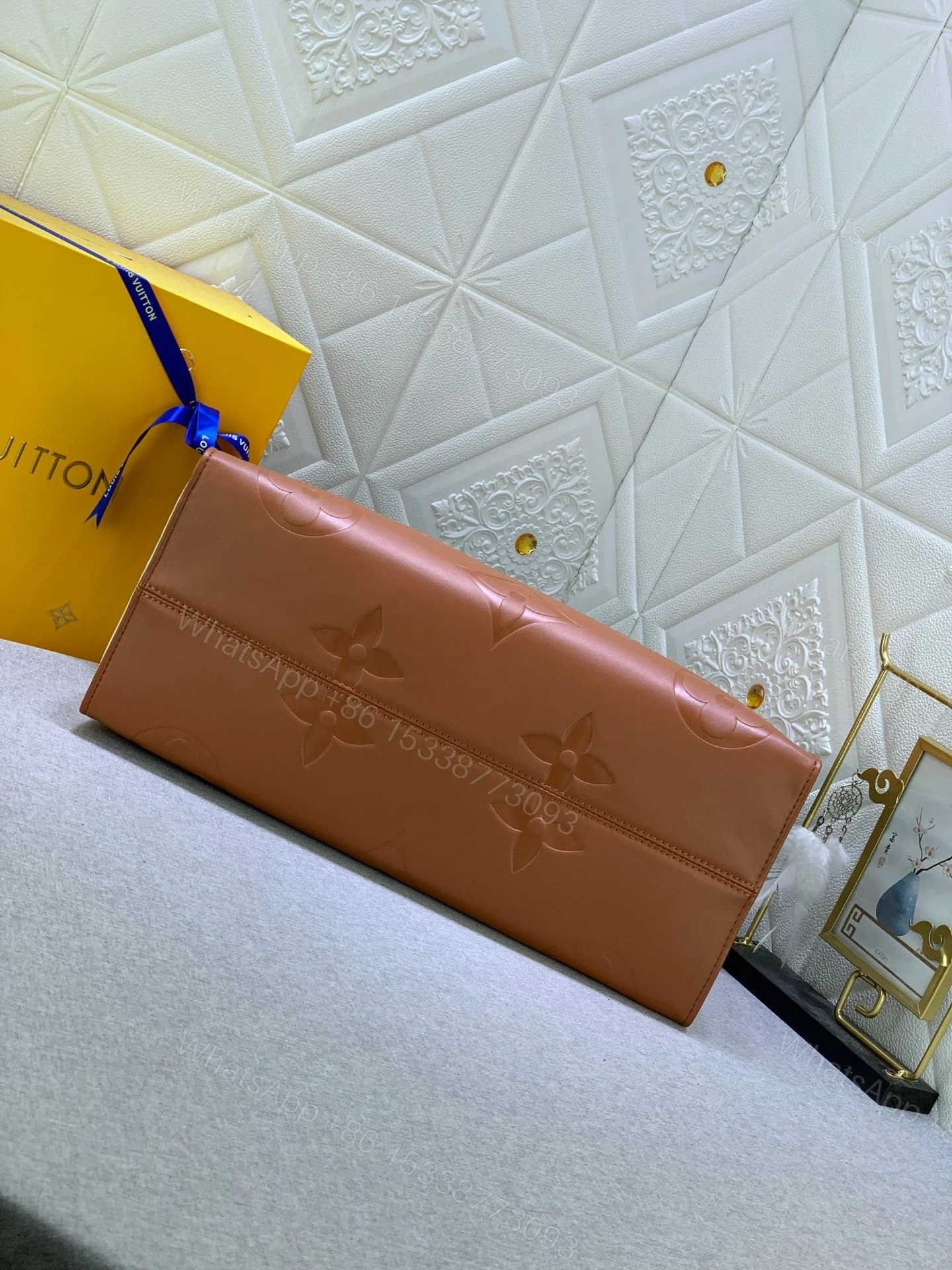 View 4 of Laveszi Luxury Bags LV 752