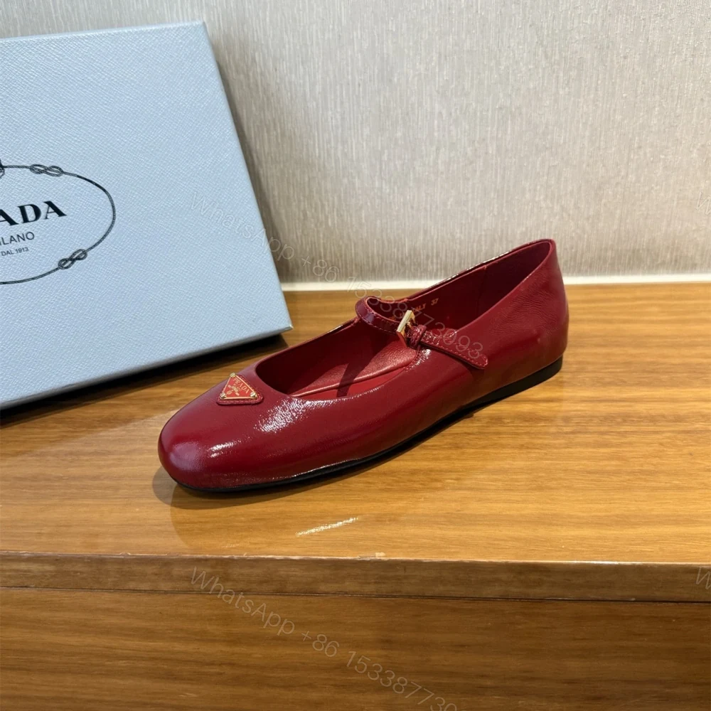 View 8 of 高仿Prada*1F793A平底瑪麗珍鞋漆皮紅色免檢版