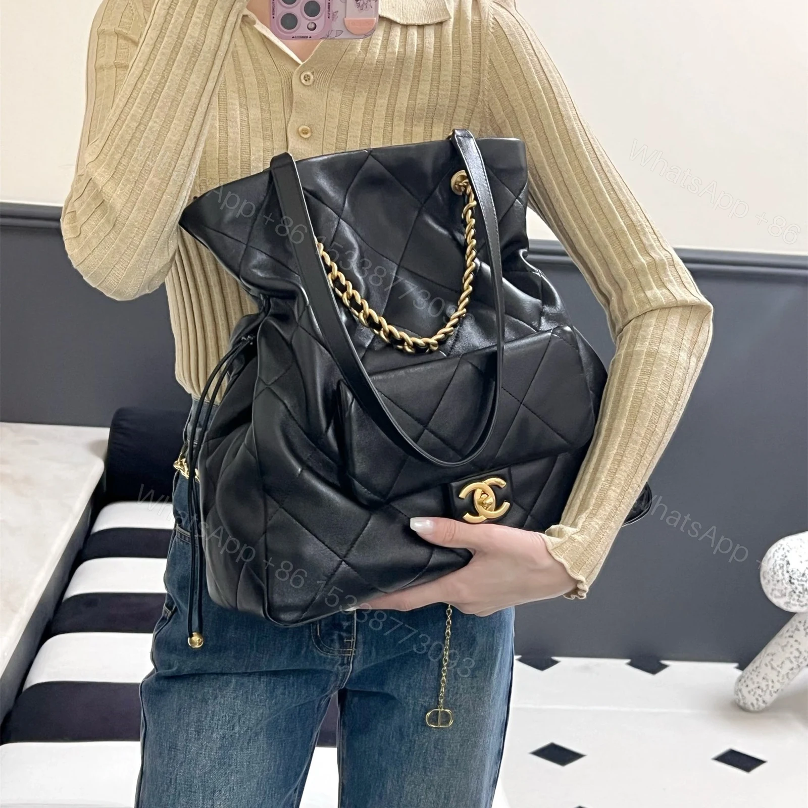 View 15 of 高仿Chanel*25C系列AS5315小羊皮單肩包購物袋免檢版