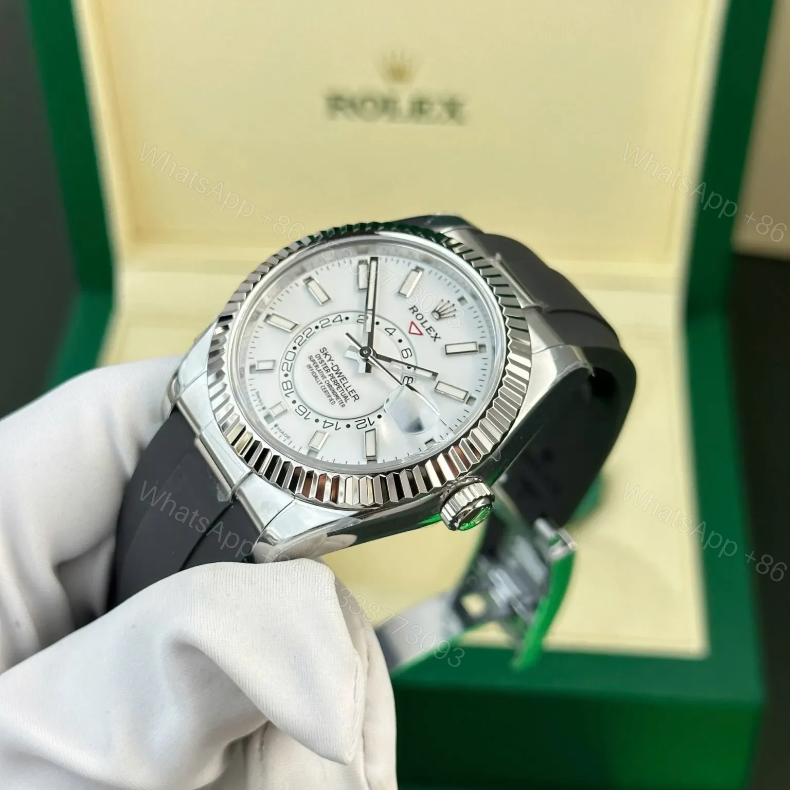 View 5 of Superclone Rolex Sky-Dweller Intense white Dial 336239