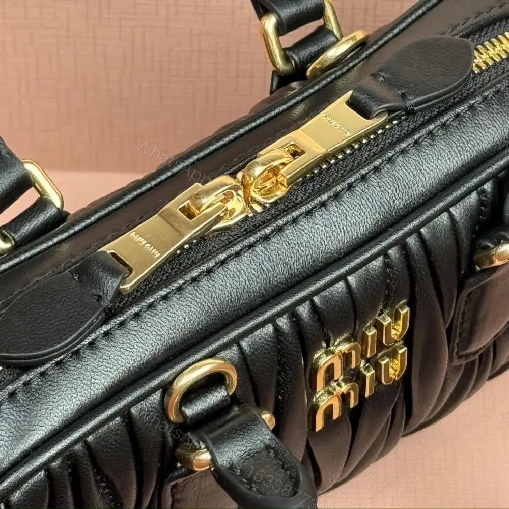 View 7 of 高仿miumiu*Arcadie系列5BP088小羊皮手袋黑色Mini免檢版